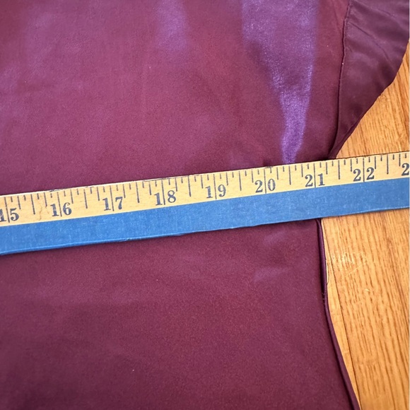 Victoria Secret gold label purple sleep shirt Size M/L (z) - Picture 8 of 10